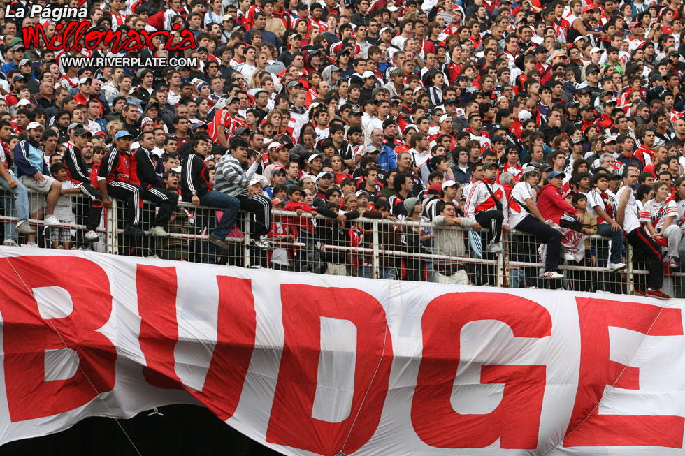 River Plate vs Banfield (CL 2009) 34